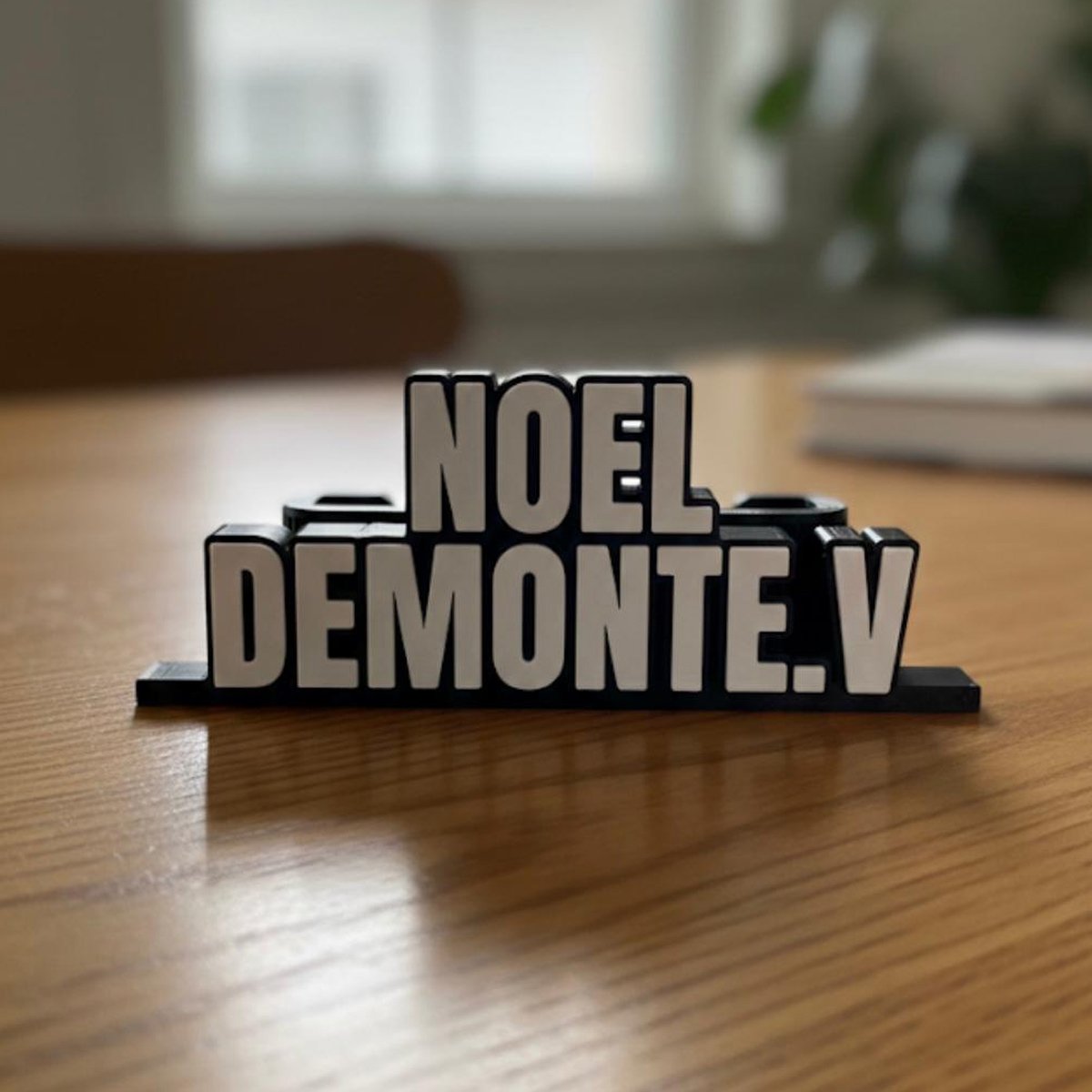 Customisable 3D Printed Desk Name with Card Holder